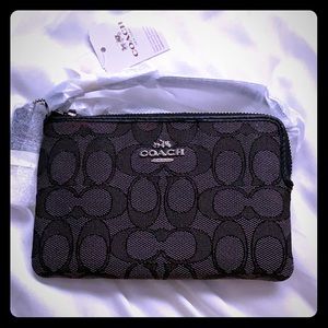 COPY - COACH Wristlet - BRAND NEW
